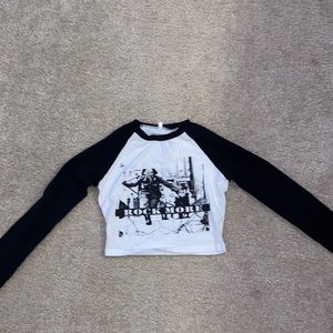 Cropped long sleeve “rock more”
